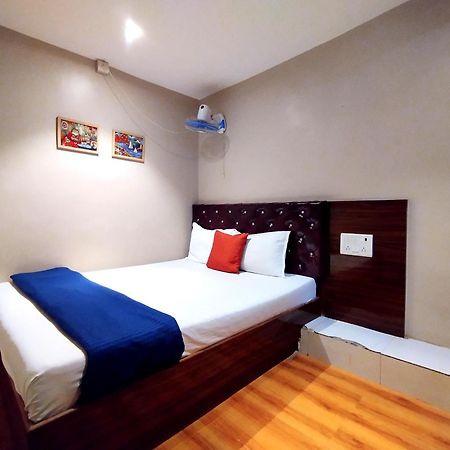 Hotel Aspen Mumbai Kültér fotó